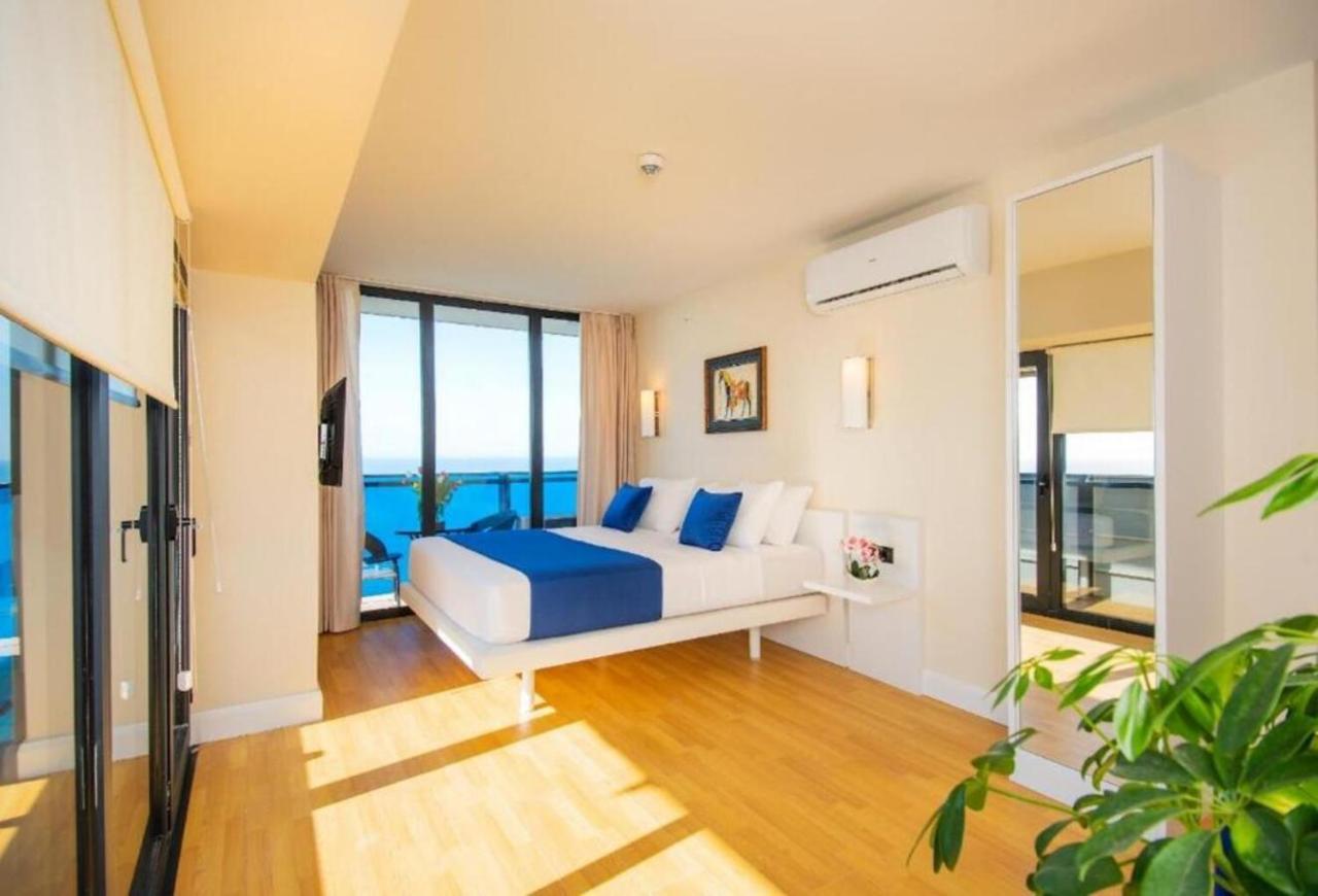 Seaside Resort In New Orbi Twins Batumi Eksteriør billede