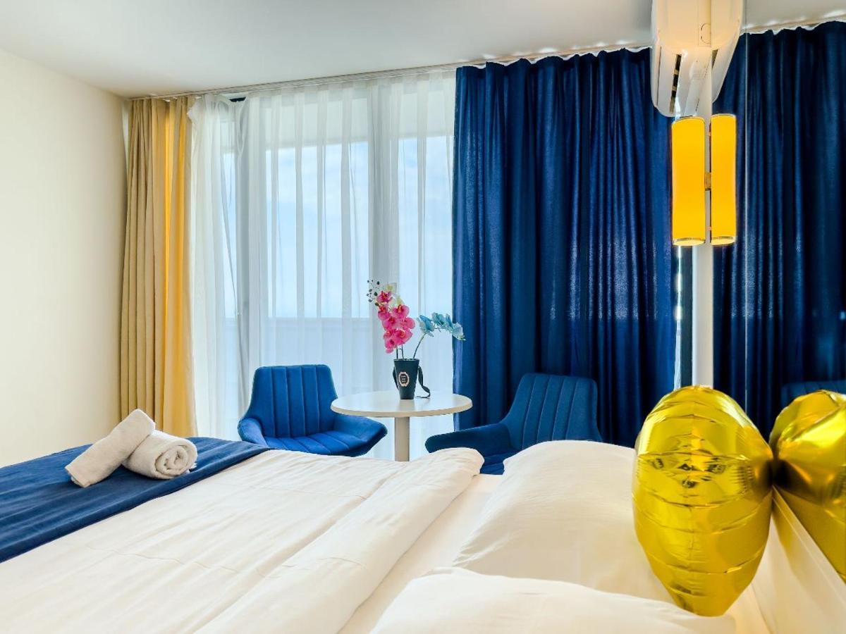 Seaside Resort In New Orbi Twins Batumi Eksteriør billede