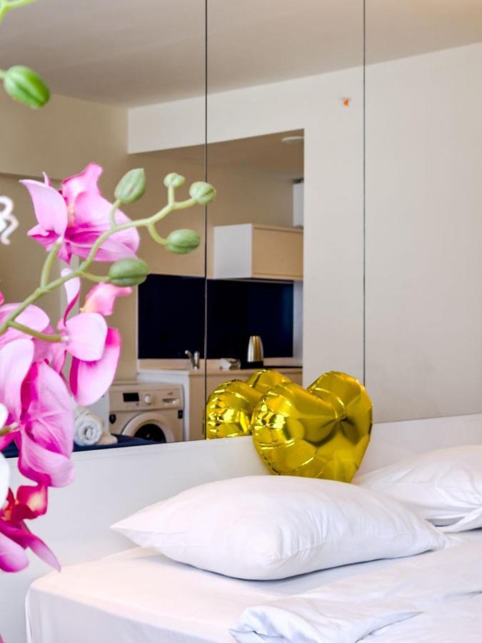 Seaside Resort In New Orbi Twins Batumi Eksteriør billede